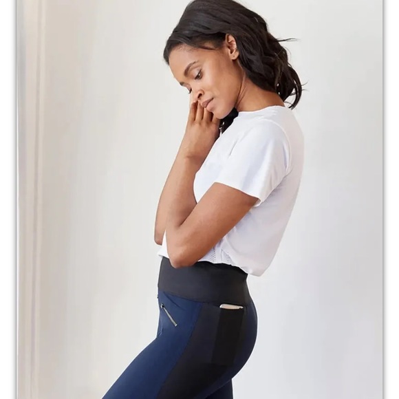 Aday    Throw It Higher Leggings in Steel Blue Sz S  high waisted zipper pockets - Picture 4 of 7